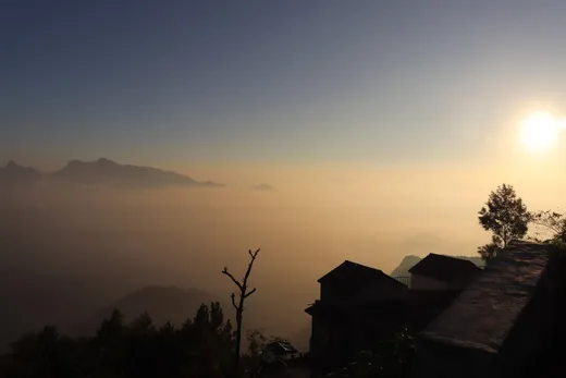 Sunrise, Munnar — placeholder photograph, not by the site owner.